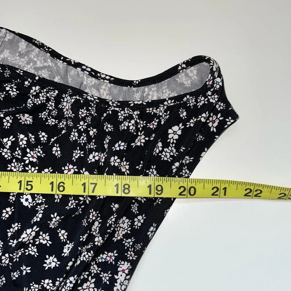 Express Black & White Ditsy Floral Print Cutout Cropped Jumpsuit Xsmall Women’s - Picture 10 of 13